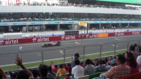 Sound of a formula 1 car (passing by)