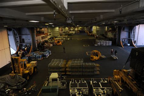 Large engine room on an aircraft carrier - sound effect