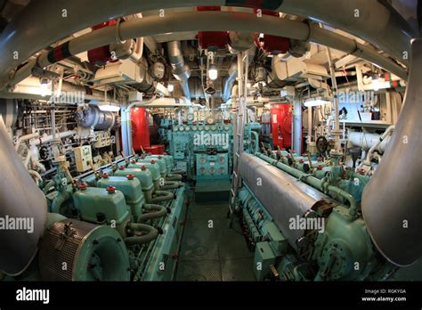 Engine compartment on a ship - sound effect