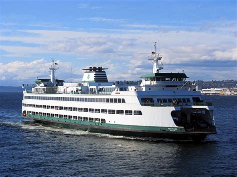 Ferry: engine compartment, general atmosphere - sound effect