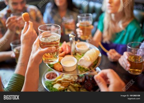 Food, drinks sound effects