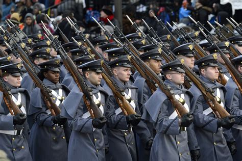 Parade, military parade - sound effect