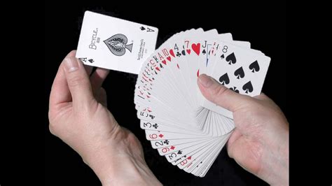 Flipping playing cards - sound effect