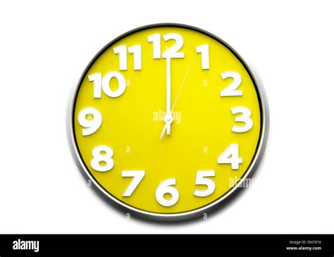 Wall clock strikes twelve - sound effect