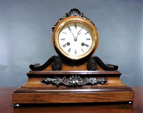 Ticking of several mantel clocks - sound effect