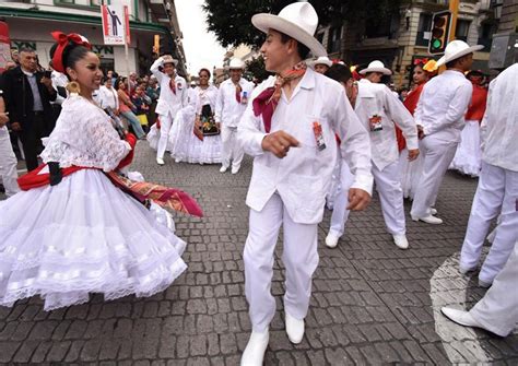 Traditional labamba music - sound effect