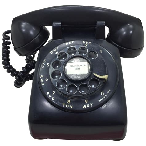 Home rotary phone: seven digit dialing - sound effect