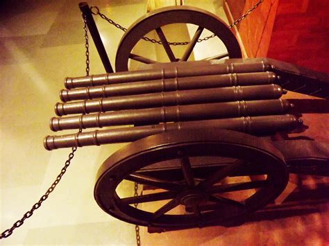 Several cannon shots - sound effect