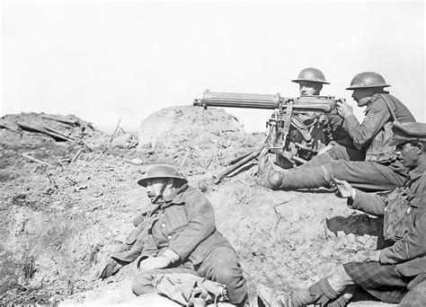 Shooting from a machine gun during the first world war - sound effect