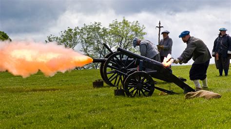 Cannon shot - sound effect
