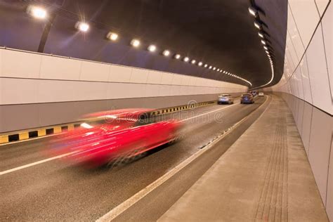 Sports car in the tunnel - sound effect