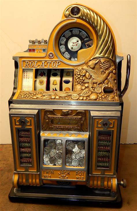 Old slot machine: win - sound effect