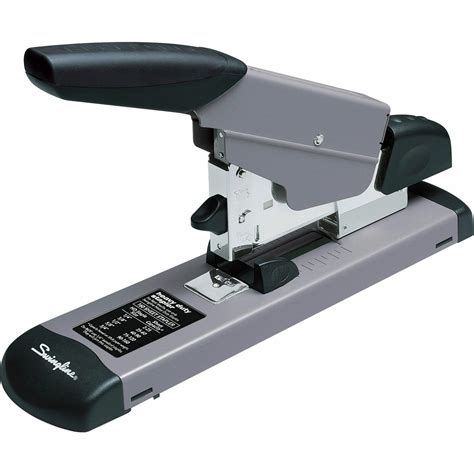 Stapler: inserting and removing a staple - sound effect