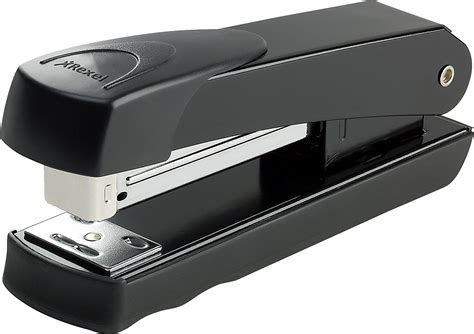 Stapler: inserting and removing a staple - sound effect