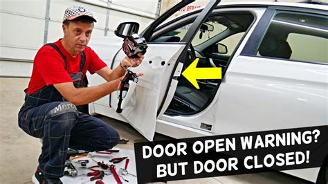 Car door closes - sound effect