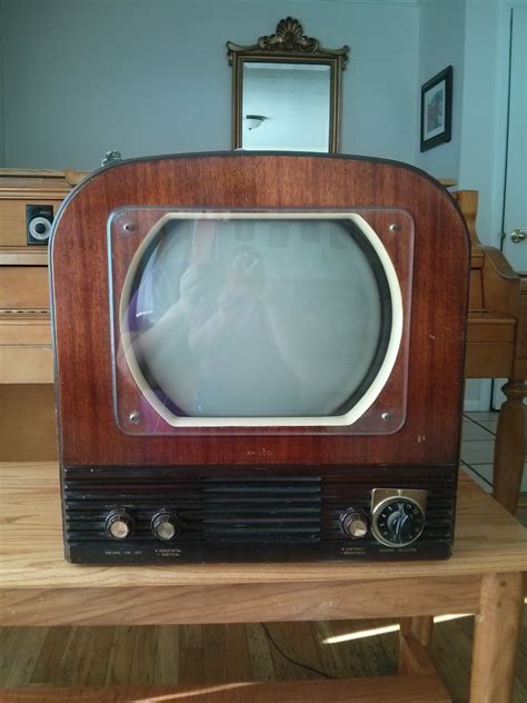 1950s television: philco television - sound effect