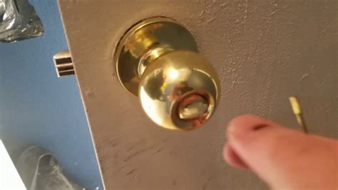 Door lock, turn and unlock - sound effect