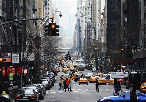 New york city traffic: traffic jam, car horns - sound effect