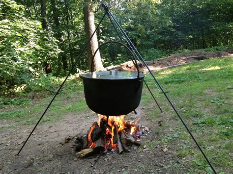 Boiling, cooking in a cauldron (loop) - sound effect