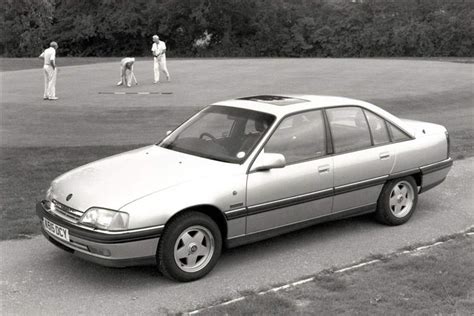 Vauxhall carlton: 1. 8 liter sedan 1986, driving - sound effect