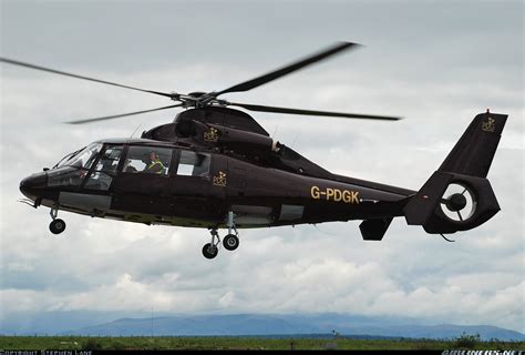 Aerospatiale helicopter: approaching and hovering - sound effect