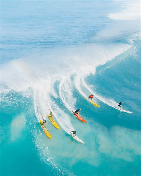 Water, light ocean waves, surf, coast - sound effect