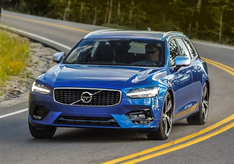 Volvo: passing by at an average speed - sound effect