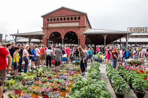 Eastern market in the open air - sound effect