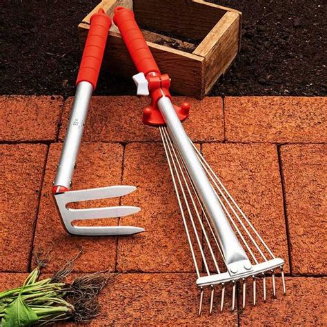 Sweeping a garden rake - sound effect