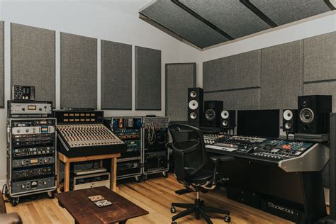 Studio sounds effects