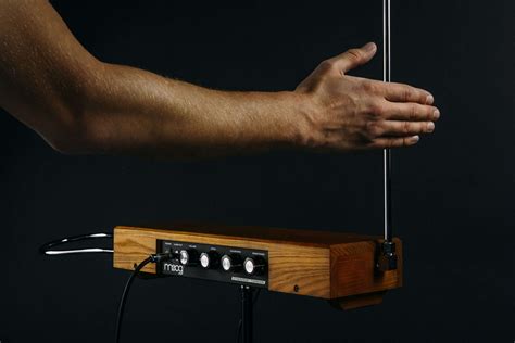 Theremin sound effects