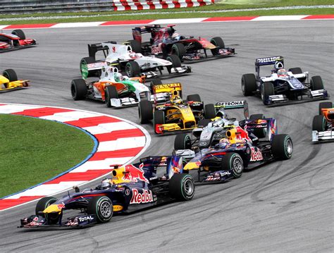 Sound of formula 1 racing: one car rushes by