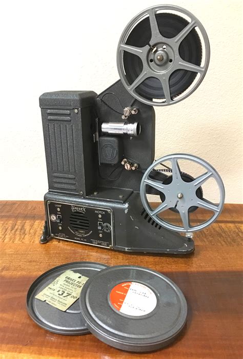 Movie projector sound (8 mm): start, run, stop