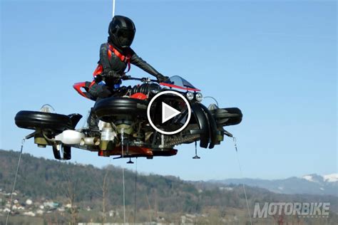 Flying motorcycle sound: accelerating