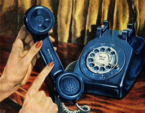 Sound of dialing a number from 1 to 5 on an old telephone from 1950