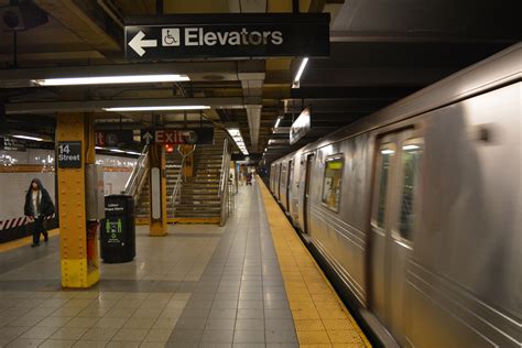 Sound of the subway train at the station: arriving and departing