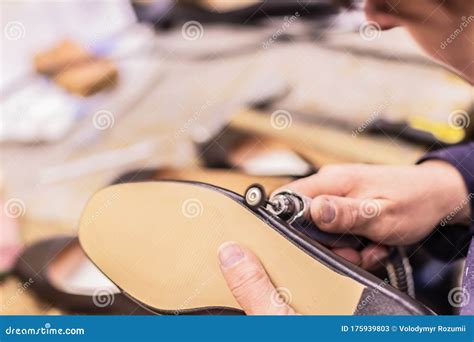 Shoe production sound, shoe workshop