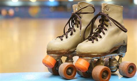 Sound of roller skates: asphalt road skating