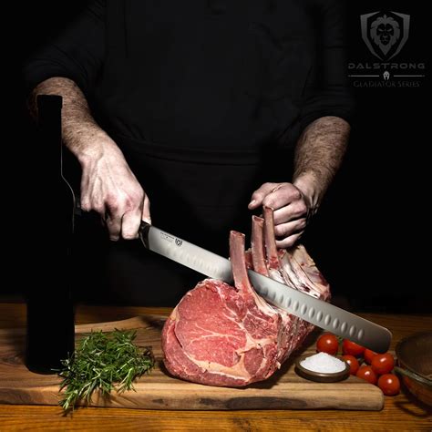 Sound of chopping, slicing flesh (meat)