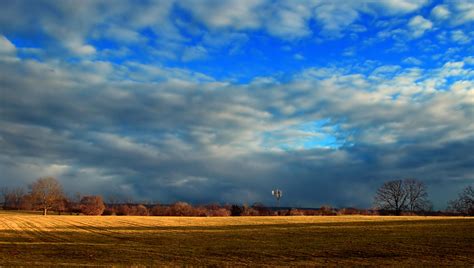 Sound of a rural atmosphere