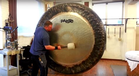 Gong sounds