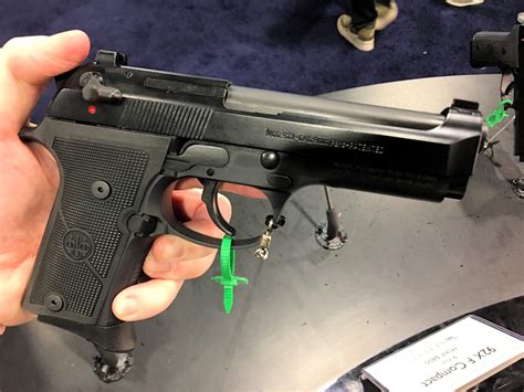 Beretta 92 pistol shot sounds