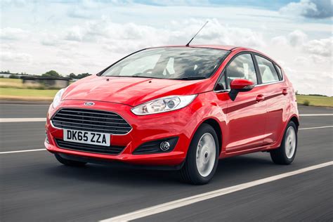 Ford fiesta car: running engine - sound effect