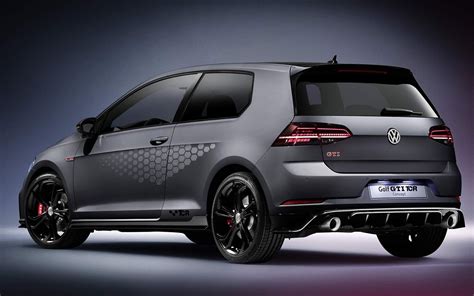 Volkswagen golf gti passing fast - sound effect