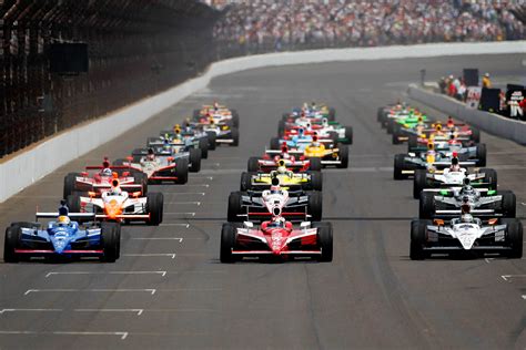 Indy car racing: finish line, one car passes (2) - sound effect