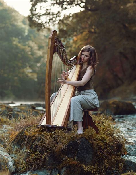 Playing the harp: harmony and chords, pentatonic scale - sound effect