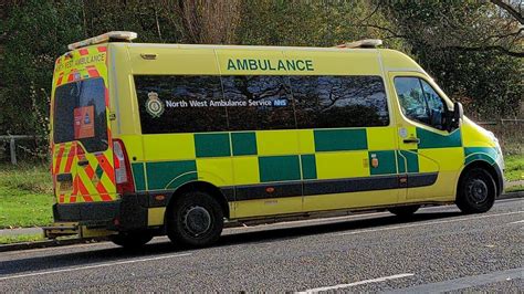 Ambulance passing by - sound effect