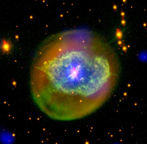 Atmosphere of a planetary nebula - sound effect