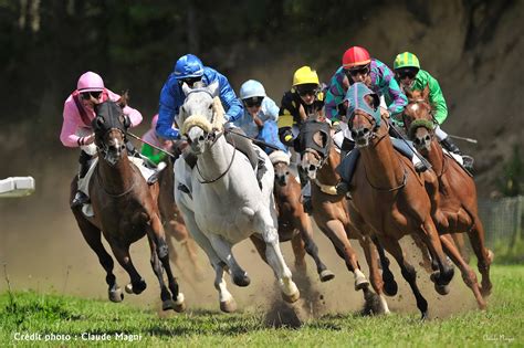 Horse racing - sound effect