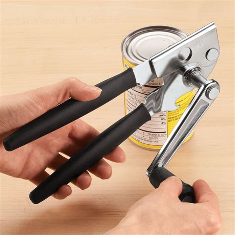 Can opener: electric and manual - sound effect